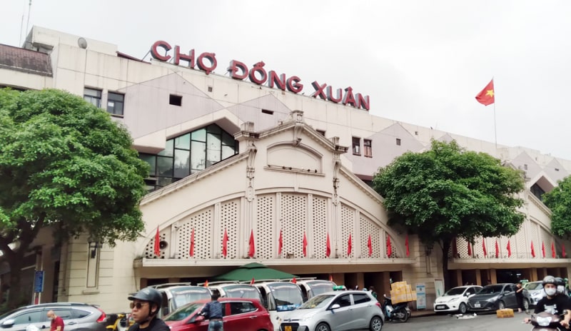 Chợ Đồng Xuân hôm nay.
