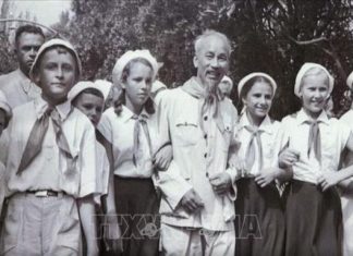 Các học giả quốc tế ca ngợi Chủ tịch Hồ Chí Minh