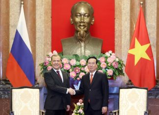 Chủ tịch nước tiếp Chủ tịch Đảng nước Nga Thống nhất Dmitry Medvedev