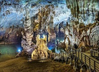 Bí ẩn những văn bia cổ trong động Phong Nha