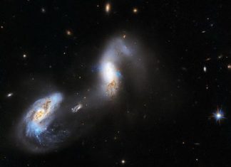 Kính viễn vọng Hubble chụp được ảnh thiên hà tương tác cực sáng Kính viễn vọng Hubble chụp được ảnh thiên hà tương tác cực sáng