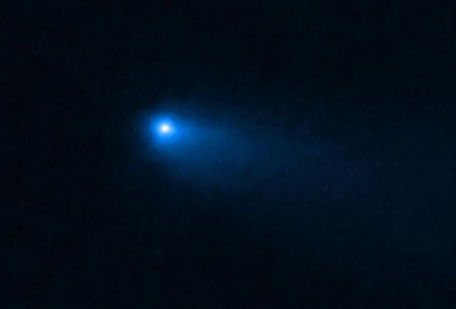 Kinh vien vong Khong gian James Webb chup lai min - Lần đầu phát hiện hơi nước trong sao chổi hiếm