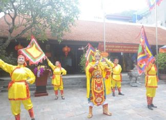Lễ hội tưởng nhớ công đức của Cao Sơn Đại Vương tại Đình Đại-Bạch Mai.
