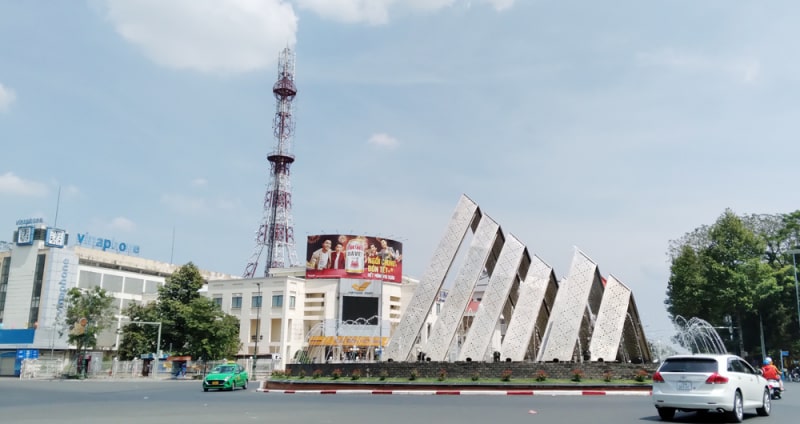 Ngã năm trung tâm thành phố Tây Ninh.