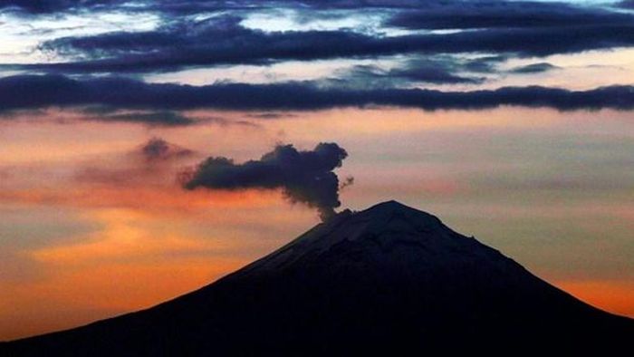 Mexico: Núi lửa Popocatépetl hoạt động mạnh, phun ra nhiều dung nham