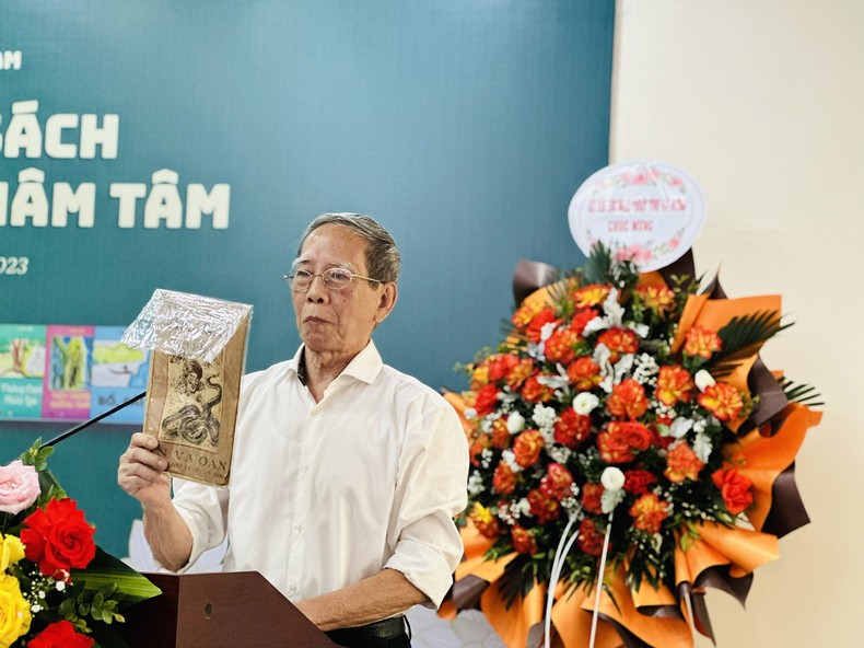 Ong Nguyen Tuan Khoa con trai duy nhat cua nha tho Tham Tam - Ra mắt các tác phẩm văn xuôi của nhà thơ Thâm Tâm