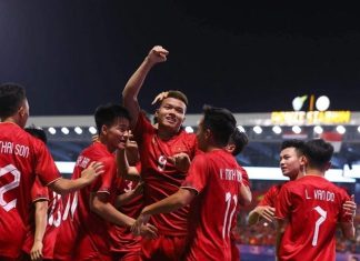 Ông Troussier kiên định và linh hoạt như thế nào ở SEA Games 32? Ông Troussier kiên định và linh hoạt như thế nào ở SEA Games 32?