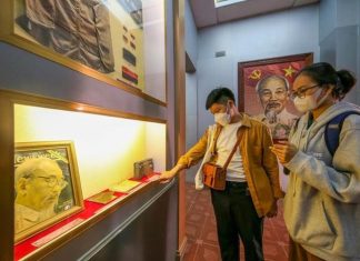 KỶ NIỆM 133 NĂM NGÀY SINH CHỦ TỊCH HỒ CHÍ MINH (19.5.1890 – 19.5.2023): Hiến dâng trọn đời cho dân, cho nước KỶ NIỆM 133 NĂM NGÀY SINH CHỦ TỊCH HỒ CHÍ MINH (19.5.1890 - 19.5.2023): Hiến dâng trọn đời cho dân, cho nước