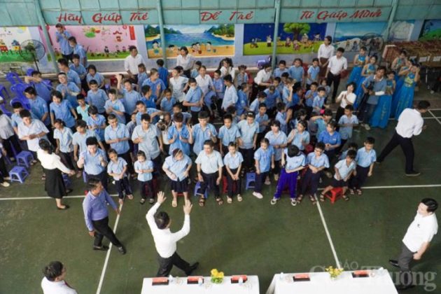 1 min 6 630x420 - Phó Thủ tướng Trần Lưu Quang thăm Trung tâm Phục hồi chức năng giáo dục trẻ em khuyết tật tỉnh Khánh Hòa