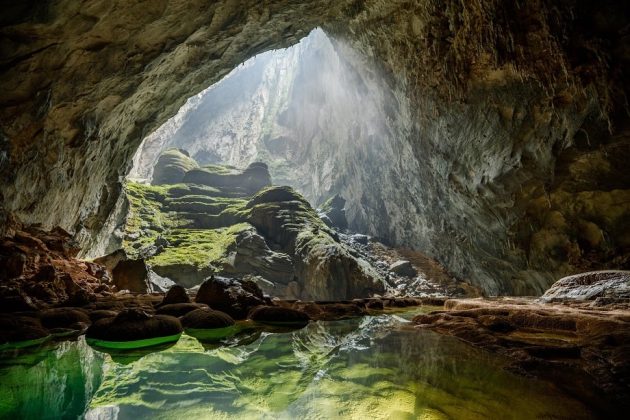 Vườn quốc gia Phong Nha - Kẻ B&agrave;ng sở hữu nhiều hang động nổi tiếng như hang Sơn Đo&ograve;ng, hang &Eacute;n, hang T&uacute; L&agrave;n, động Thi&ecirc;n Đường...