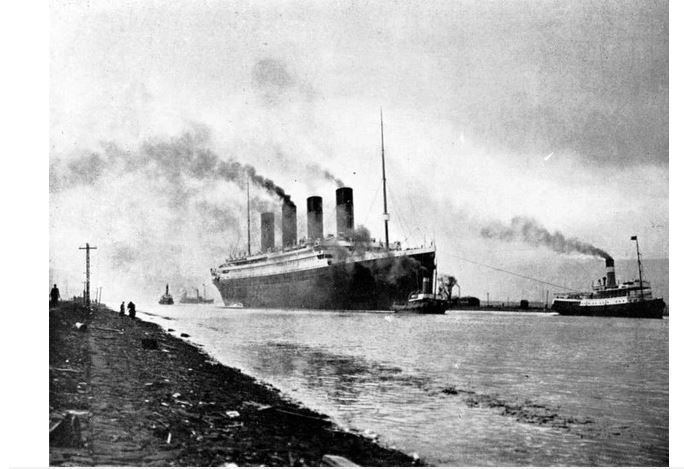 Titanic dài 269 mét, là tàu lớn nhất từng được xây dựng lúc bấy giờ
