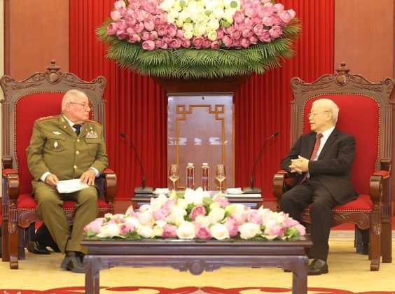 3 min 63 564x420 - Tổng Bí thư Nguyễn Phú Trọng tiếp Bộ trưởng Lực lượng Vũ trang Cuba