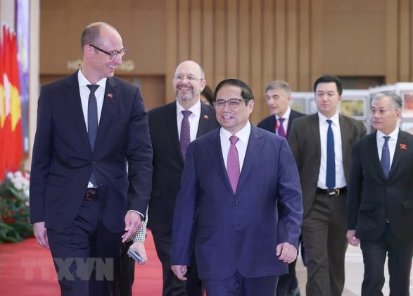 3 min 87 587x420 - Thủ tướng Phạm Minh Chính tiếp Chủ tịch Hạ viện Thụy Sĩ