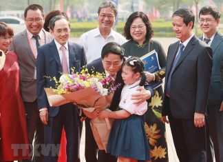 Thủ tướng dự lễ phát động phong trào cả nước thi đua học tập