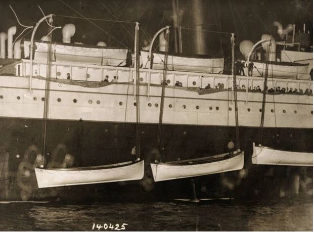 Những hình ảnh cứu hộ tàu Titanic