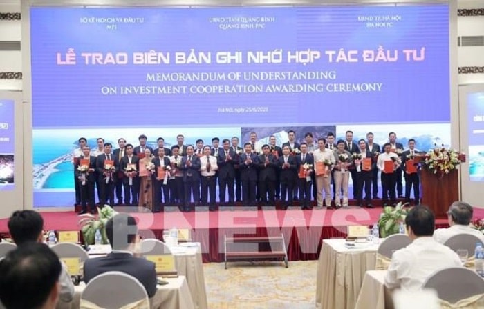 Bien ban ghi nho hop tac dau tu min - Kỳ vọng đưa Quảng Bình trở thành tỉnh phát triển khá của khu vực miền Trung