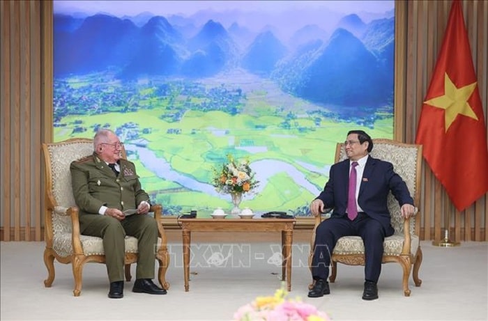 Bo truong Bo cac Luc luong vu trang Cach mang Cuba min - Thủ tướng Phạm Minh Chính tiếp Bộ trưởng Bộ các Lực lượng vũ trang cách mạng Cuba