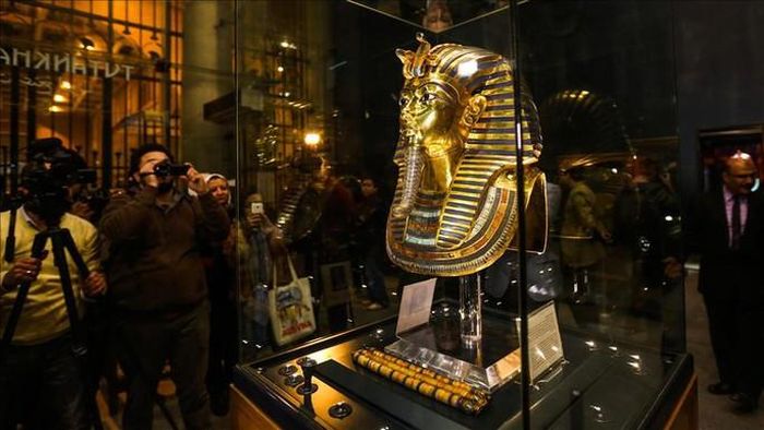 'Tái sinh' pharaoh 'nam thần' Ai Cập, lộ chi tiết gây sốc