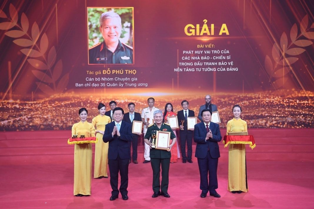 Nhà báo Đỗ Phú Thọ và ngọn lửa nhiệt tình đã cháy lên - Tác giả: Phùng Văn Khai Nhà báo Đỗ Phú Thọ và ngọn lửa nhiệt tình đã cháy lên - Tác giả: Phùng Văn Khai