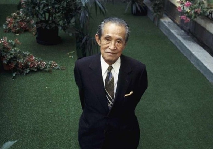 Nhà văn Yasushi Inoue. Ảnh: Pangea.