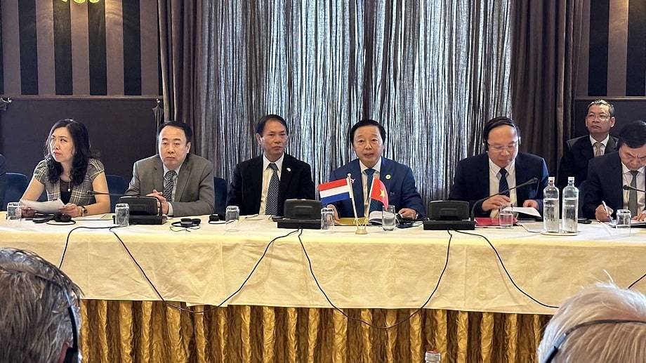 Pho Thu tuong Tran Hong Ha cam on min - Phiên họp lần thứ 8 Ủy ban Liên Chính phủ Việt Nam-Hà Lan về thích ứng với biến đổi khí hậu và quản lý nước