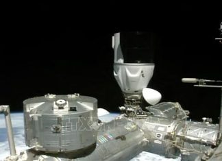 NASA: Tàu vũ trụ Dragon của SpaceX rời ISS để trở về Trái Đất