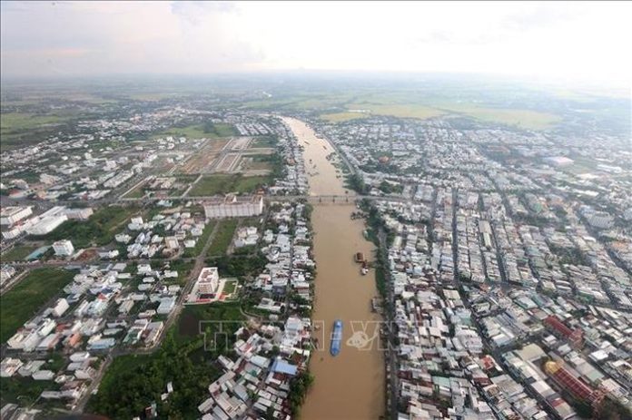 Phát huy nguồn lực văn hóa cho phát triển bền vững Đồng bằng sông Cửu Long Phát huy nguồn lực văn hóa cho phát triển bền vững Đồng bằng sông Cửu Long