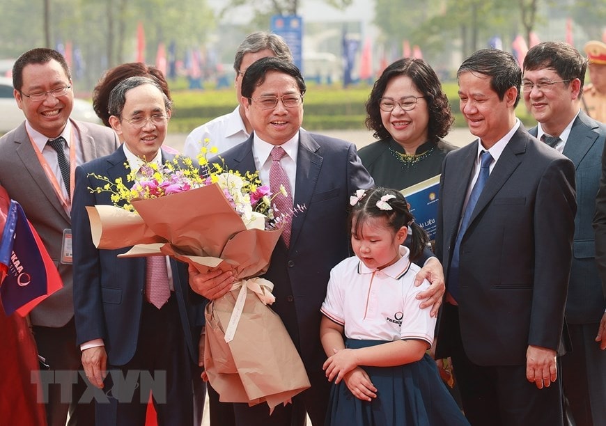 Thu tuong Pham Minh Chinh den du - Thủ tướng: Học tập để Việt Nam không thua kém bất kỳ đất nước nào trên thế giới
