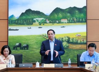 Thủ tướng: ‘Rất trăn trở về thủ tục hành chính đất đai’ Thủ tướng: 'Rất trăn trở về thủ tục hành chính đất đai'