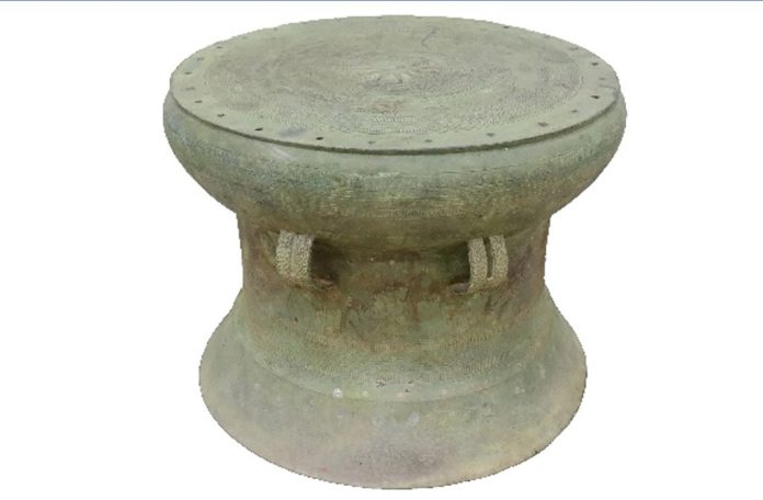 Bảo vật quốc gia: Trống đồng Tiên Nội I - cuộc hội ngộ chim và cá Bảo vật quốc gia: Trống đồng Tiên Nội I - cuộc hội ngộ chim và cá