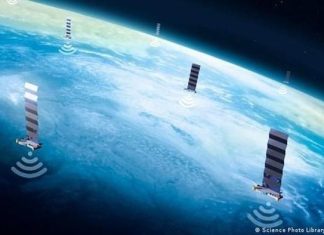 SpaceX phóng thêm 52 vệ tinh Internet Starlink lên quỹ đạo