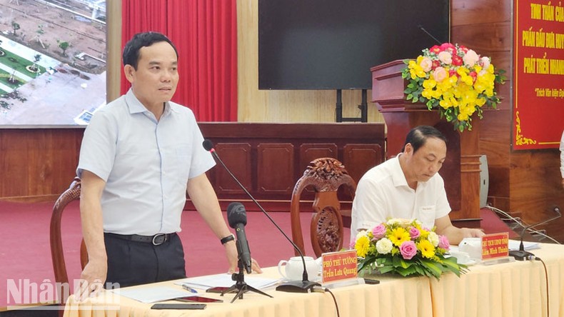 ptt1 - Phó Thủ tướng Trần Lưu Quang làm việc với tỉnh Kiên Giang về chống khai thác IUU