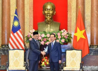 Chủ tịch nước Võ Văn Thưởng tiếp Thủ tướng Malaysia Anwar Ibrahim