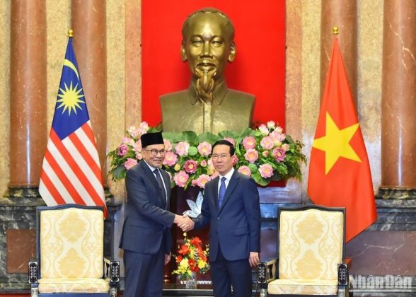 Chủ tịch nước V&otilde; Văn Thưởng tiếp Thủ tướng Malaysia Anwar Ibrahim
