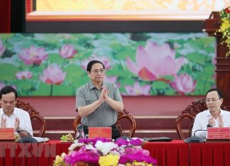 Thủ tướng chủ trì hội nghị thúc đẩy dự án cao tốc, triển khai vốn ODA