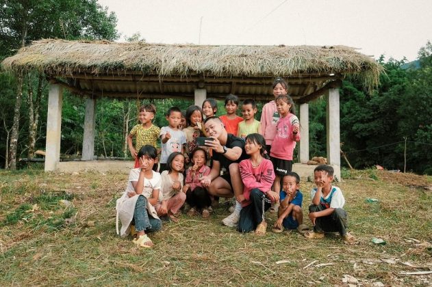Mới đ&acirc;y, Trương Đ&igrave;nh Minh (26 tuổi, H&agrave; Nội) vừa c&oacute; chuyến đi đến Y T&yacute;, L&agrave;o Cai. Vốn l&agrave; ch&agrave;ng trai m&ecirc; x&ecirc; dịch, Minh đ&atilde; c&oacute; nhiều chuyến đi đến c&aacute;c tỉnh, th&agrave;nh phố tr&ecirc;n dải đất h&igrave;nh chữ S