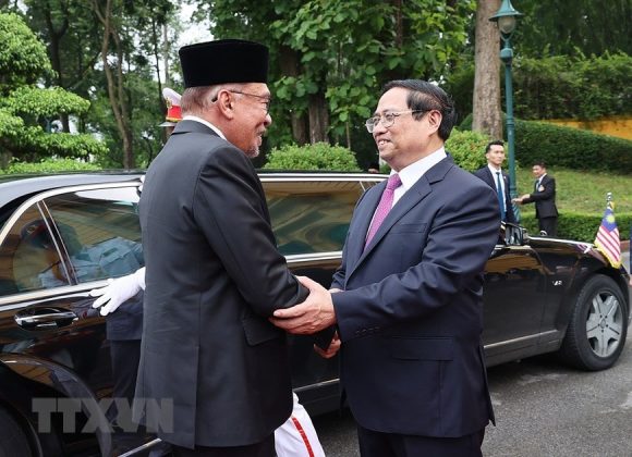 1 min 53 580x420 - Thủ tướng Phạm Minh Chính chủ trì Lễ đón Thủ tướng Malaysia