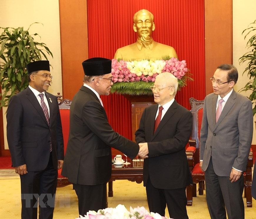 Tổng Bí thư tiếp Thủ tướng Malaysia thăm chính thức Việt Nam Tổng Bí thư tiếp Thủ tướng Malaysia thăm chính thức Việt Nam