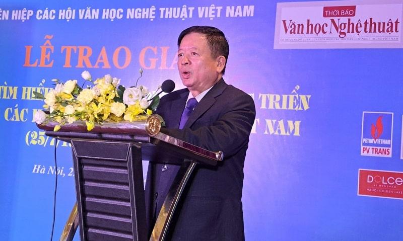PGS.TS, Nhạc sĩ Đỗ Hồng Quân, Bí thư Đảng đoàn, Chủ tịch Liên hiệp các Hội Văn học Nghệ thuật Việt Nam phát biểu tại Lễ trao giải