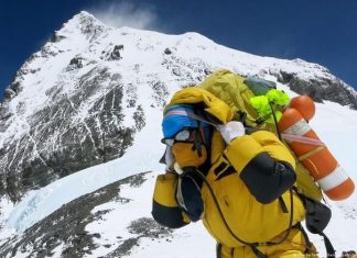 Vì sao những người bỏ mạng trên đỉnh Everest sẽ phải nằm tại đó mãi mãi?