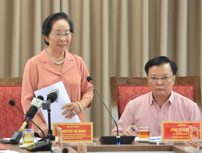 Chủ tịch Hội Khuyến học Việt Nam Nguyễn Thị Doan phát biểu.