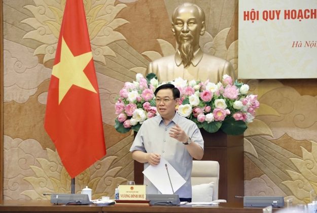 6 min 38 625x420 - Chủ tịch Quốc hội gặp mặt Hội Quy hoạch và Phát triển Đô thị Việt Nam