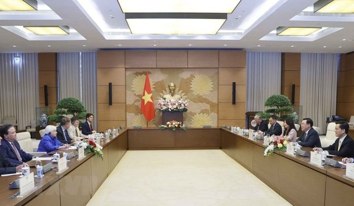 Quang cảnh buổi tiếp.