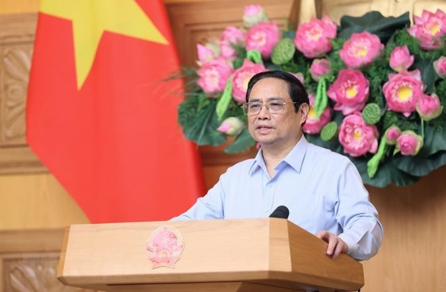 6 min 7 641x420 - Thủ tướng Phạm Minh Chính gặp người có công tiêu biểu tỉnh Nam Định