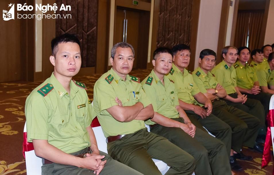 Cán bộ ngành Lâm nghiệp tham dự buổi tọa đàm.