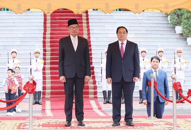 7 min 29 619x420 - Thủ tướng Phạm Minh Chính chủ trì Lễ đón Thủ tướng Malaysia