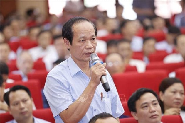 Cử tri Phạm Đức Thảo ph&aacute;t biểu về kết quả c&ocirc;ng t&aacute;c điều h&agrave;nh của Ch&iacute;nh phủ 6 th&aacute;ng đầu năm 2023, kiến nghị đề xuất giải ph&aacute;p ph&aacute;t triển kinh tế-x&atilde; hội đất nước, th&agrave;nh phố v&agrave; huyện 6 th&aacute;ng cuối năm 2023.