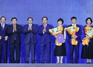 Thủ tướng dự Hội nghị công bố quy hoạch và xúc tiến đầu tư tỉnh Long An