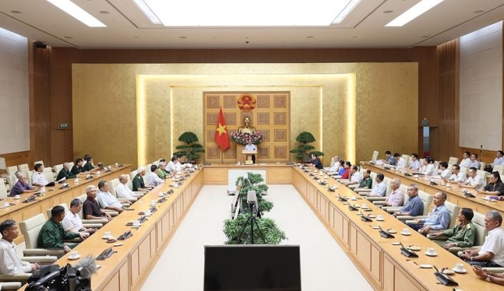 9 min 6 726x420 - Thủ tướng Phạm Minh Chính gặp người có công tiêu biểu tỉnh Nam Định