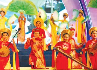 Đưa văn học nghệ thuật thành mảnh ghép của công nghiệp văn hóa Đưa văn học nghệ thuật thành mảnh ghép của công nghiệp văn hóa